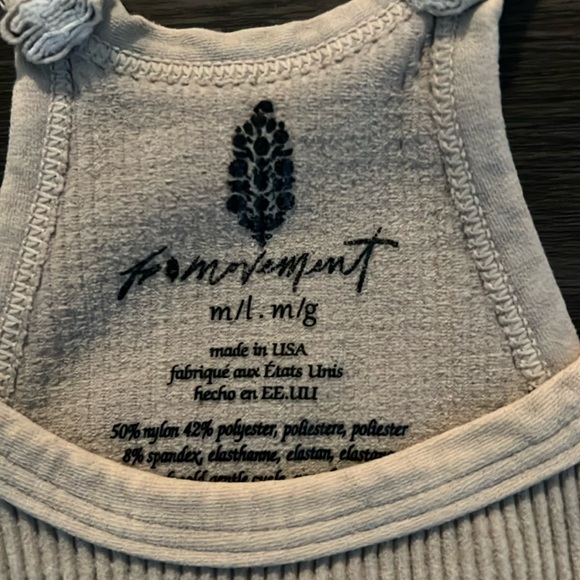 - 🔥$25 - Free People Happiness Runs Crop Tank Top - Picture 6 of 6